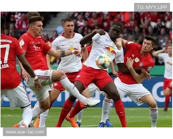 德甲争冠格局分析：哪些球队并驾齐驱挑战拜仁