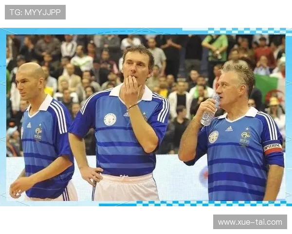 1998年法国世界杯钢铁后防铸就冠军传奇之路经典战术全景揭秘